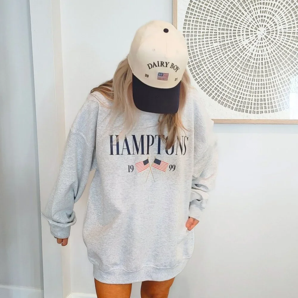NWT Hamptons American Flag Sweatshirt